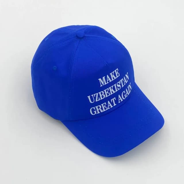 Make Uzbekistan Great Again ko'k kepkasi