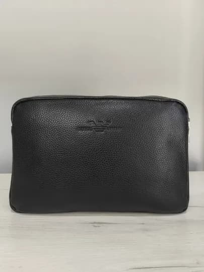 Мужская кожаная косметичка Giorgio Armani