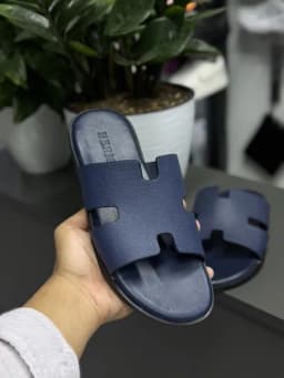 Мужские тапочки в стиле Hermes, Китай, размеры 40-44, премиальный дизайн — ABUS-HERMESTAPOCHKA-ТЕМНСИН-41