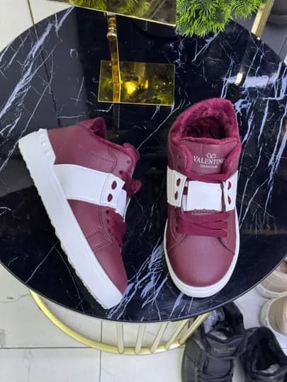Женские кроссовки Valentino Garavani Валентино с начесом для осени и зимы. 36-40