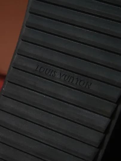 Шлёпанцы Louis Vuitton — CANSO-LOUIS03-39