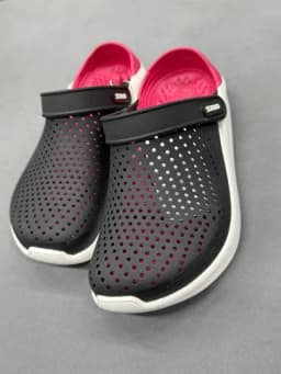Тапочки Crocs 36–40, лёгкие сабо, удобные clog, чёрные, Vietnam — ABUS-CROCSTAPOCH236-БАГРОВ-38