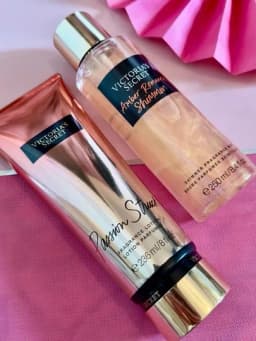 Парфюмерный набор Victoria Secret, лосьон и спрей мист для тела, 236 мл + 250 мл — ABUS-VICTORIASSECRET-ПЕСОЧ