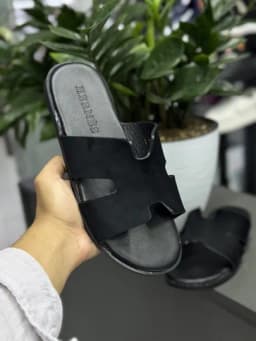 Мужские тапочки в стиле Hermes, Китай, размеры 40-44, премиальный дизайн — ABUS-HERMESTAPOCHKA-ЧЕРНСТЕ-40