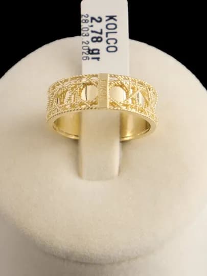 Золотое кольцо GOLDWISH в дизайне «DIOR», 5 вариантов размеров и веса — GOLDWIS-40-КРЕМОВ-17.5