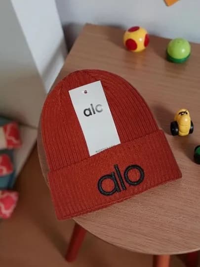 Шапка зимняя 5-10 лет — БЮСГАЛ-SHAPKAQIZLARUCHUNSHAPKA-РЫЖИЙ-55