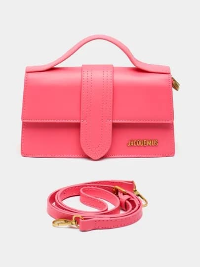 Сумка JACQUEMUS в классическом стиле