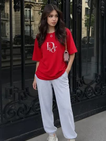 Женский костюм oversize Dior, двойка, футболка и джоггеры — FEMMEGL-ДИОР-КРАСН-Freesize